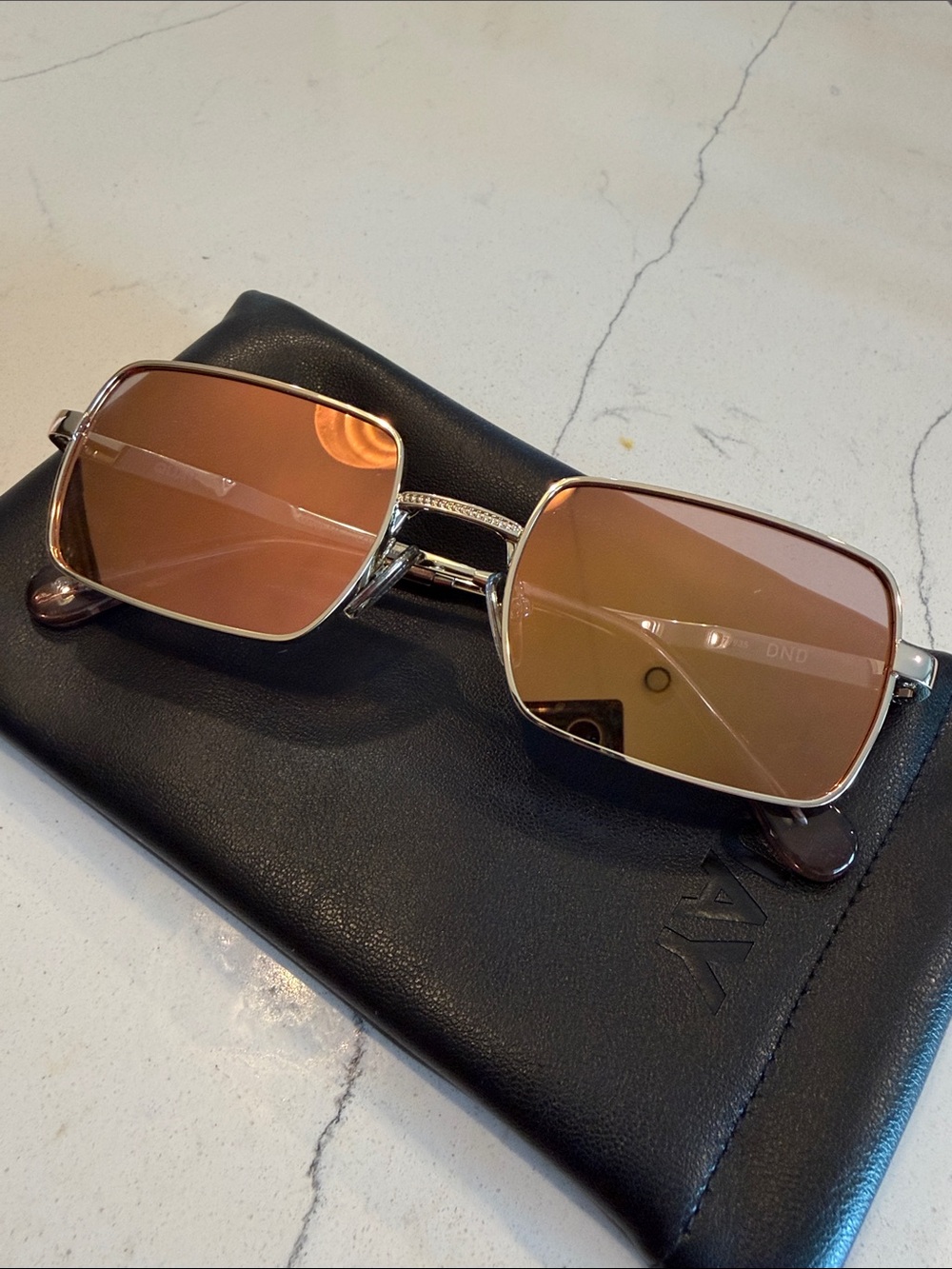 Quay Square frame sunglasses